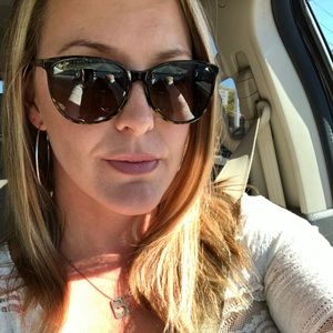 Meet your Posher, Tracy